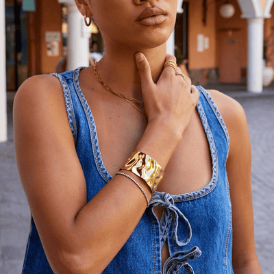 ラディアント・タイムレス・カフ